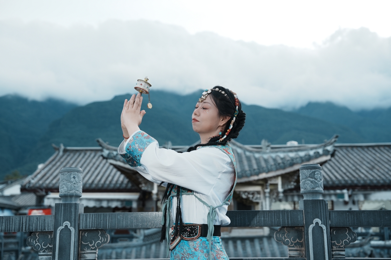 韓靜