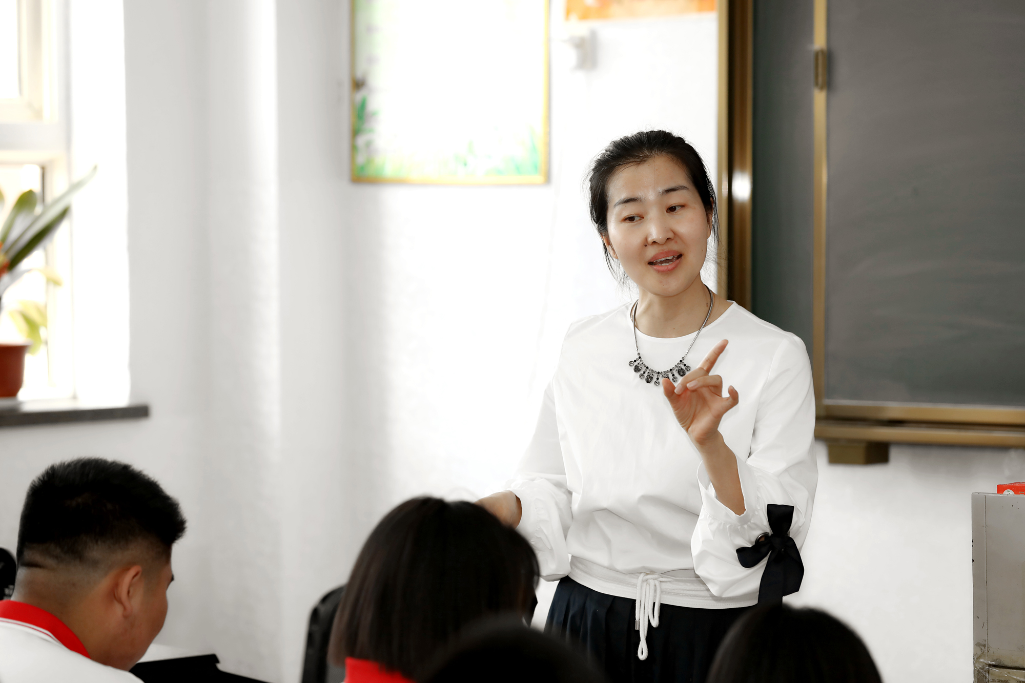 全國教學(xué)轉(zhuǎn)型與課堂創(chuàng)新高峰論壇課堂風(fēng)采展示美圖賞析。
