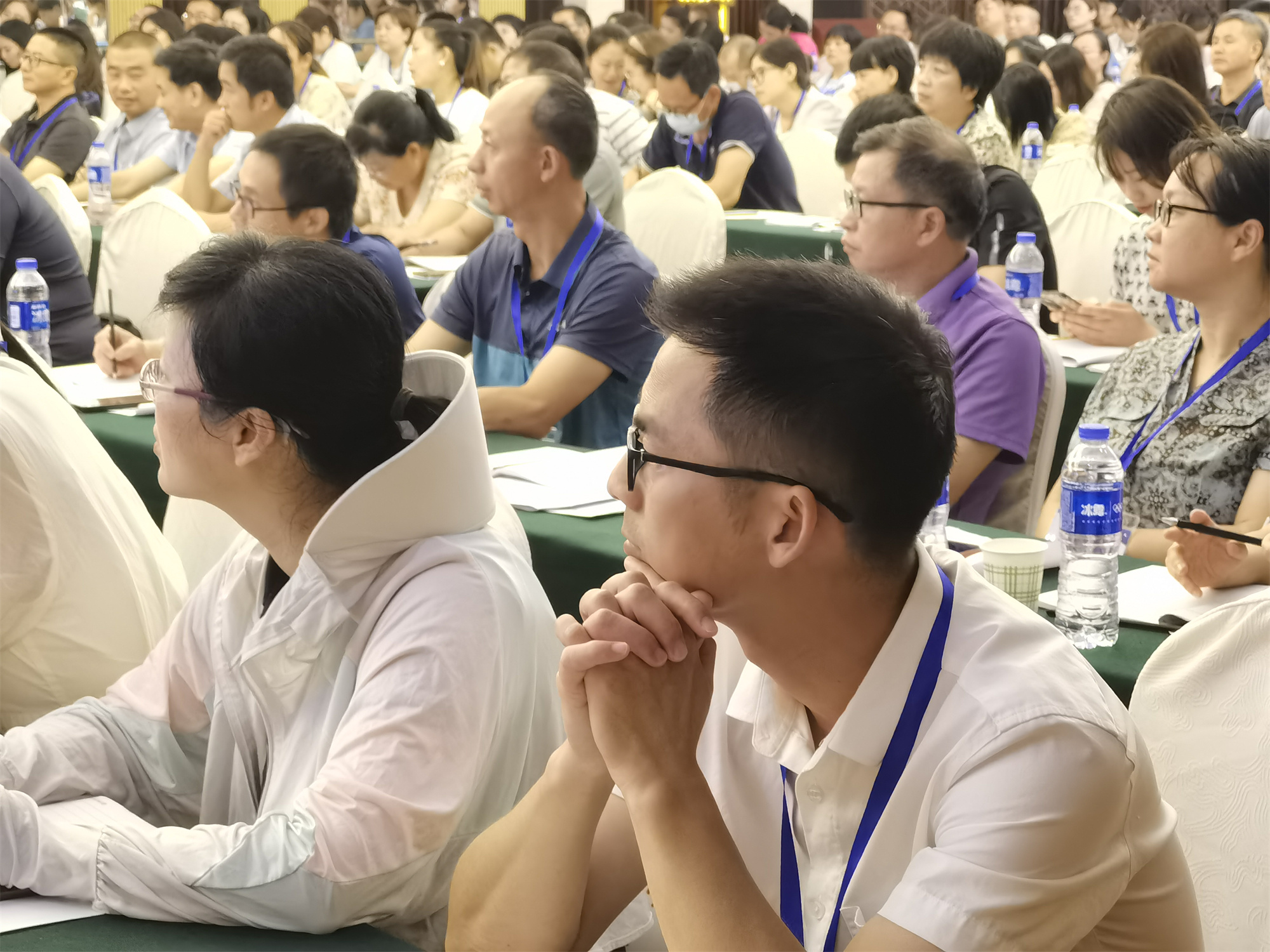 全國(guó)名師工作室建設(shè)發(fā)展高研班及名師培養(yǎng)與成長(zhǎng)論壇分別在昆明大連舉辦